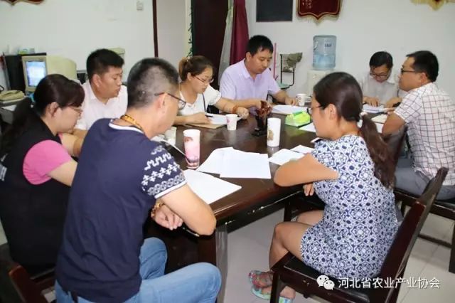 河北省農(nóng)業(yè)產(chǎn)業(yè)協(xié)會分支機構(gòu)管理工作會議啟幕， 畜禽糞便資源化處理研發(fā)服務(wù)中心匯報