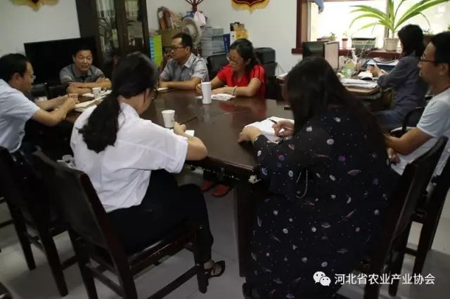 協(xié)會薄皮優(yōu)質(zhì)核桃專業(yè)委員會、協(xié)會薄皮優(yōu)質(zhì)核桃研發(fā)中心完成匯報