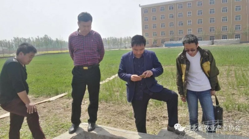 赴武強(qiáng)縣副會(huì)長(zhǎng)單位賽元河北生物技術(shù)有限公司考察、洽談